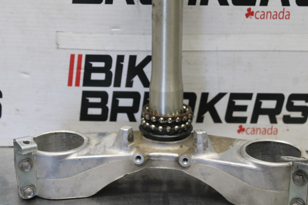08-09 KAWASAKI NINJA ZX14R FRONT FORKS CLAMP LOWER TRIPLE TREE STEM BB932