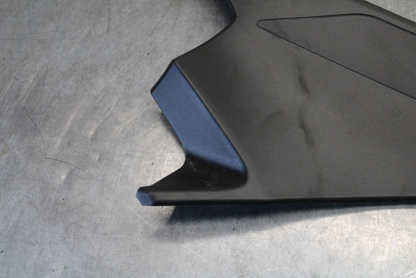 18-23 KAWASAKI NINJA 400 RIGHT LEFT FRONT SIDE SEAT PANELS TRIMS  BB679