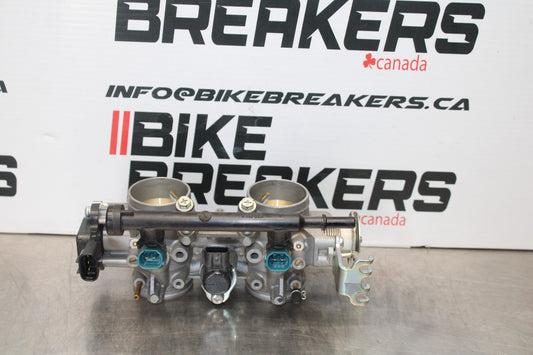 23-24 YAMAHA MT-07 MAIN FUEL INJECTORS / THROTTLE BODIES BB194