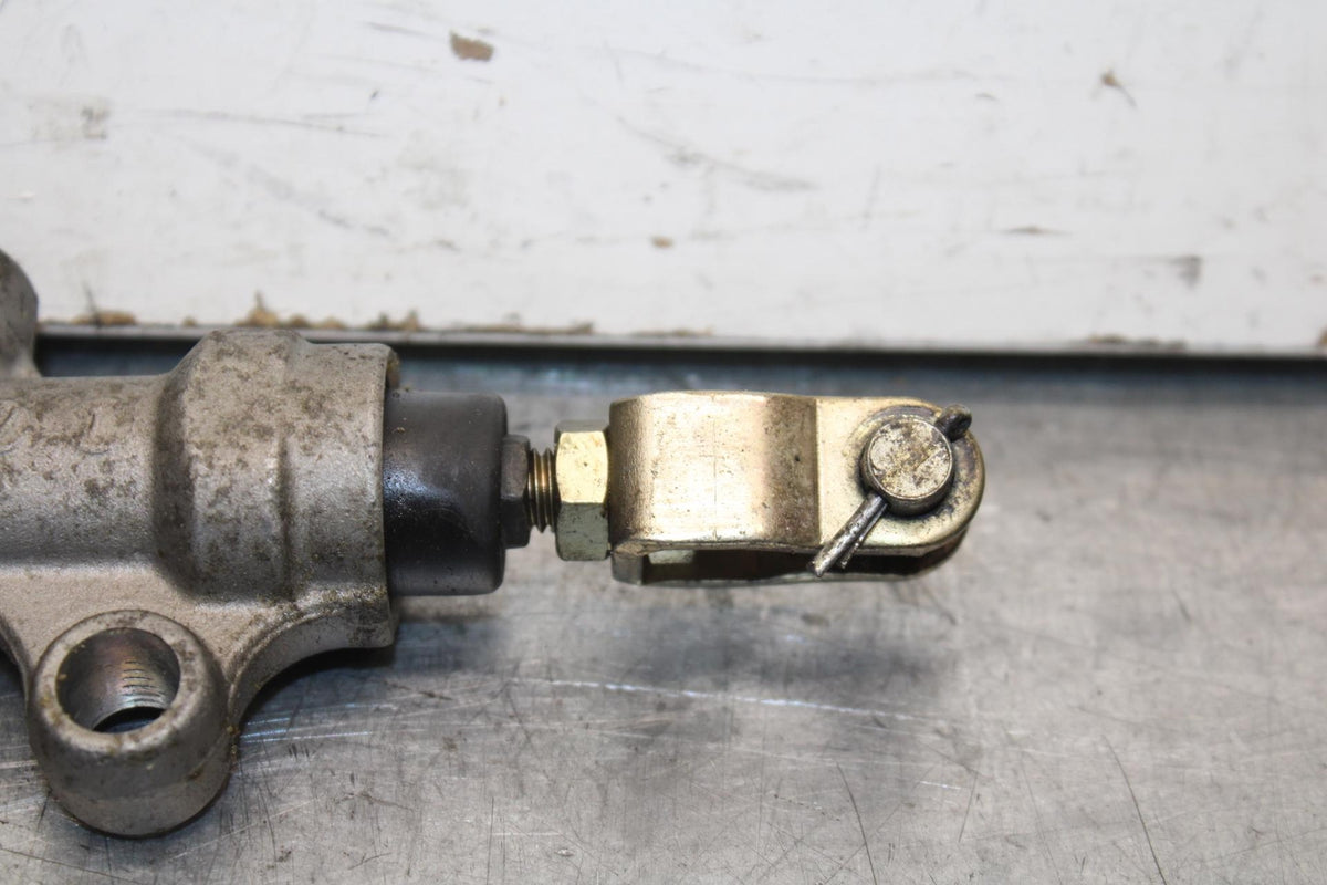 03 KAWASAKI NINJA ZX6RR ZX600K REAR BACK BRAKE MASTER CYLINDER W RESERVOIR BB105