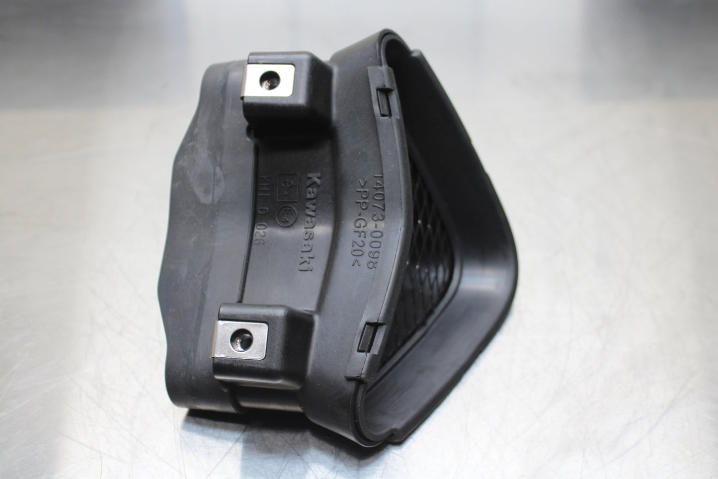 23-24 KAWASAKI NINJA ZX14R NEW!! AIR INTAKE GRILL BB141