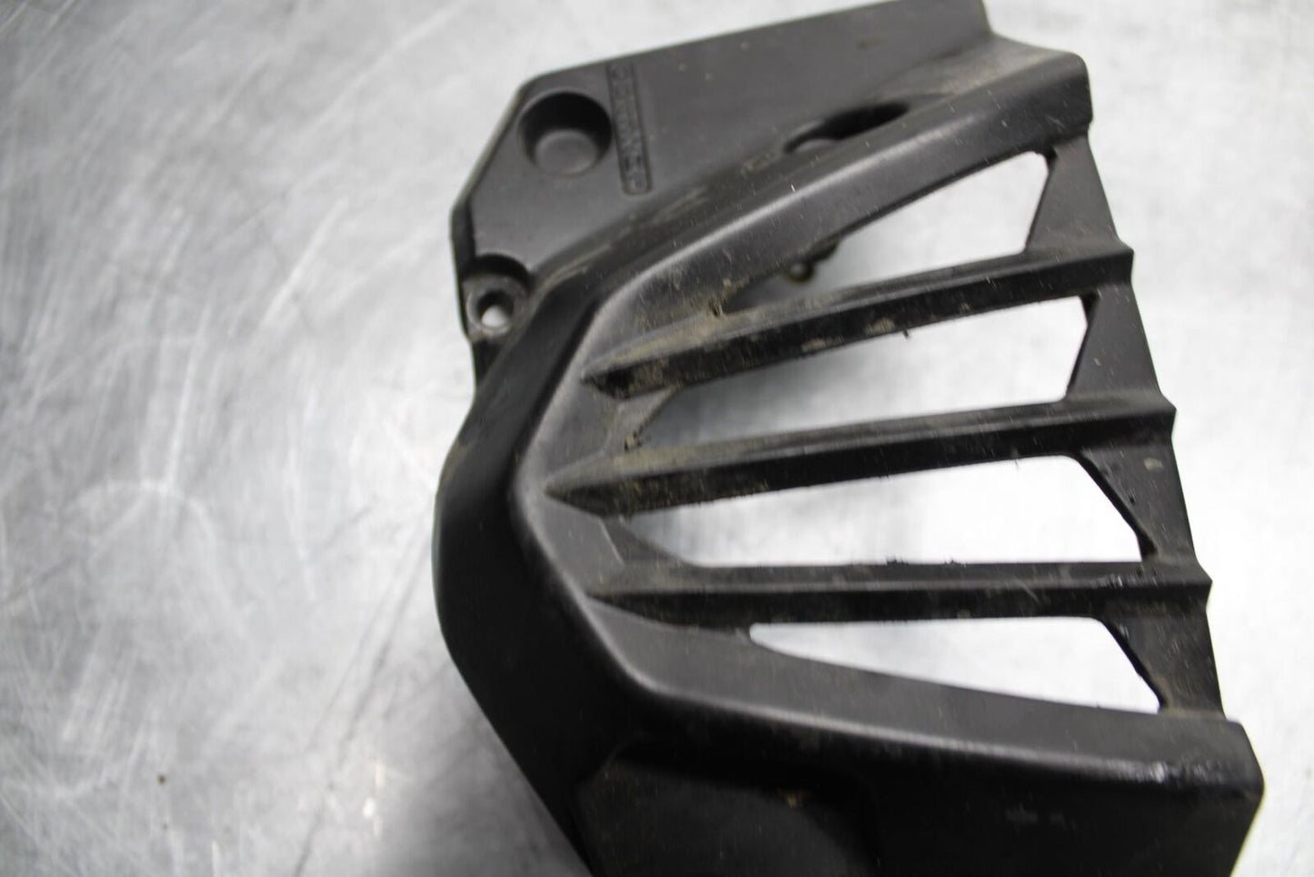 08-12 KAWASAKI NINJA 250R EX250J ENGINE SPROCKET COVER 14041-0021 BB496