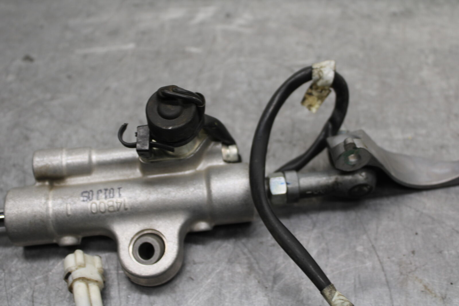 09-14 YAMAHA YZF R1 STEERING DAMPER STABILIZER 14B-23490-10-00 BB118