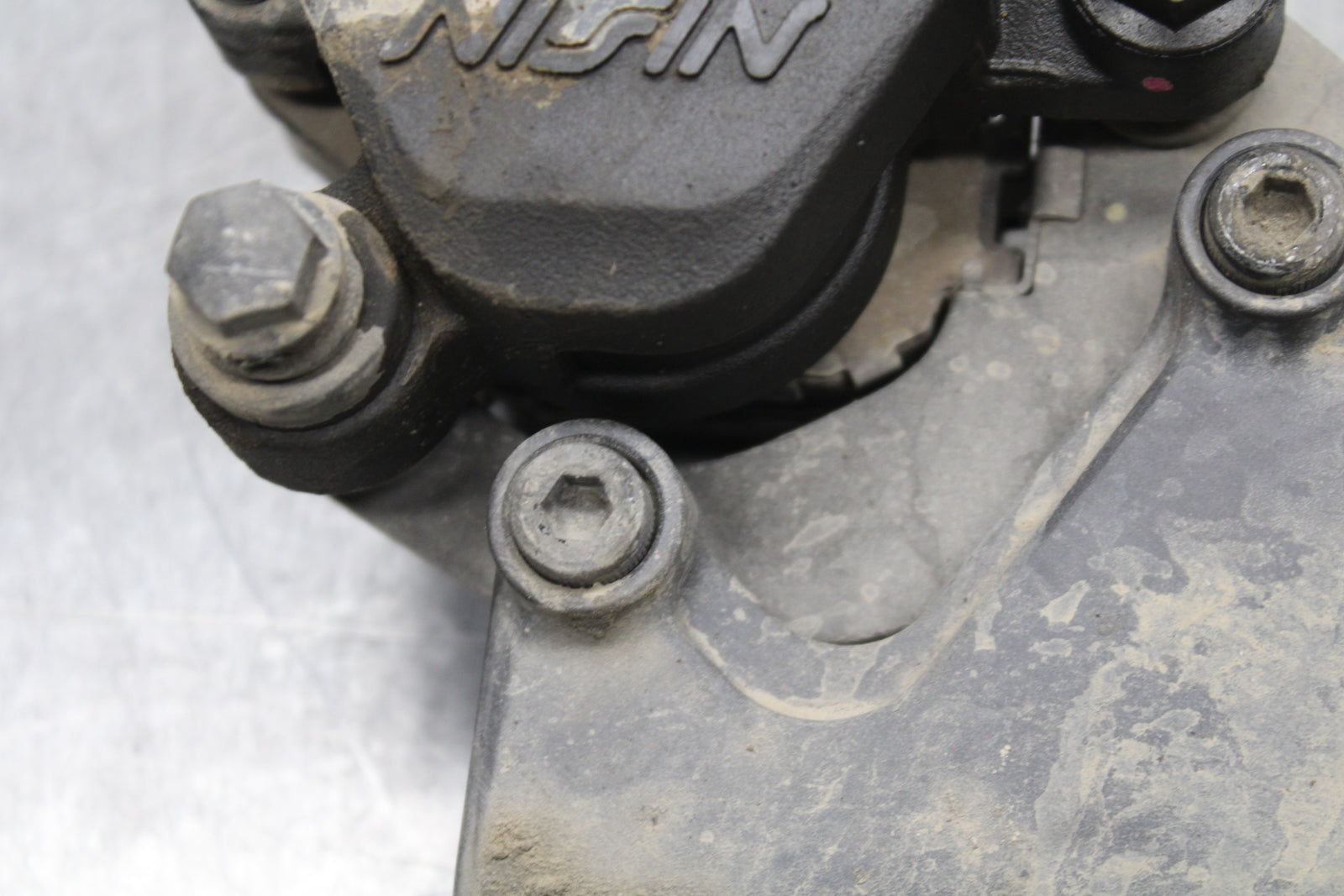 16-17 KAWASAKI VULCAN S 650 EN650 ABS REAR BRAKE CALIPER W MOUNT BRACKET  BB731