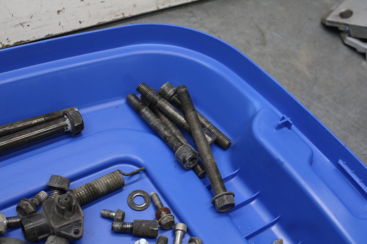 02-04 HONDA VTX1800S MOUNTING BOLTS HARDWARE MOTOR SCREWS BB712