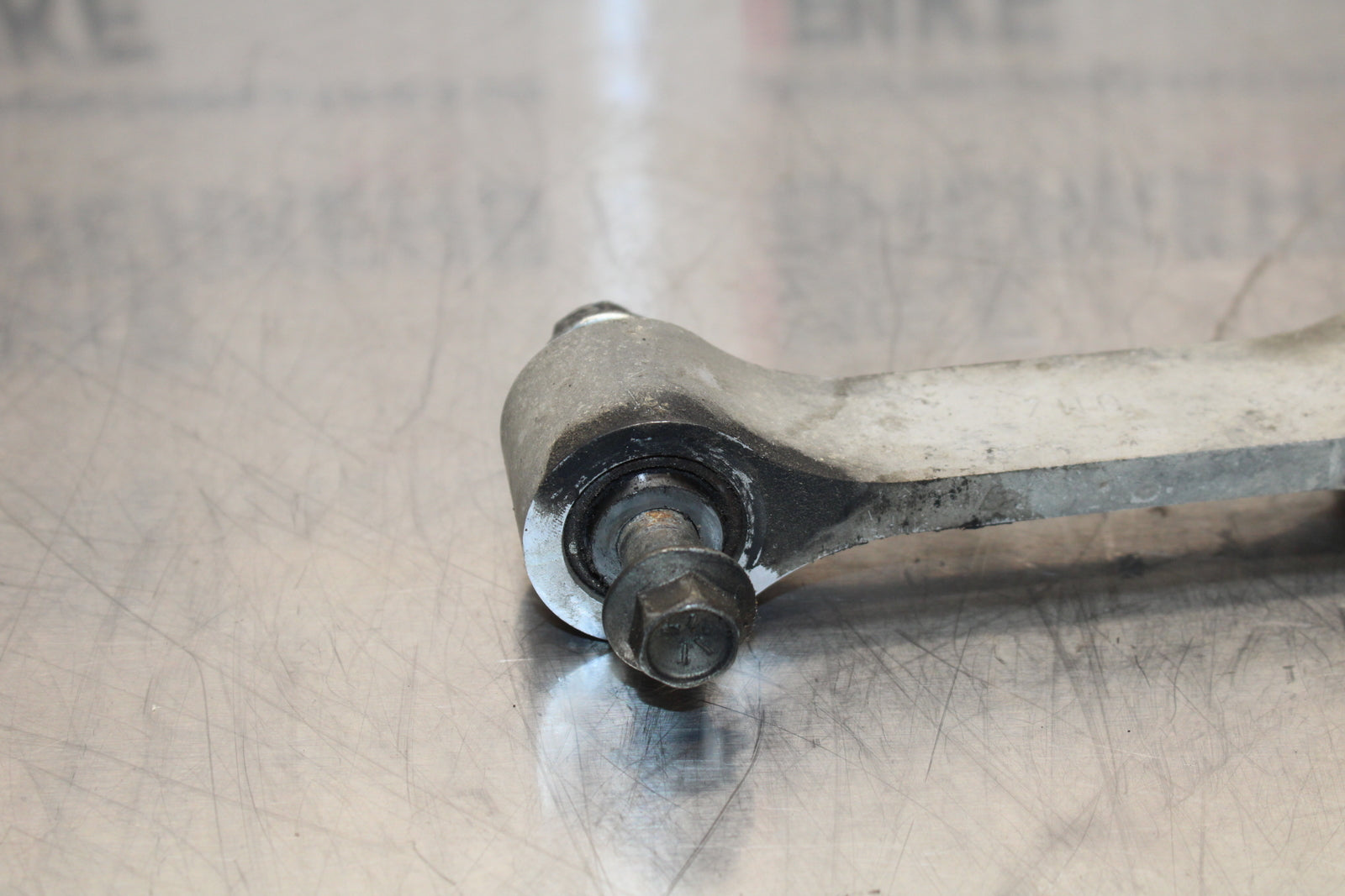 11 SUZUKI GSXR1000 REAR DOGBONE SHOCK LINKAGE LINK BB142