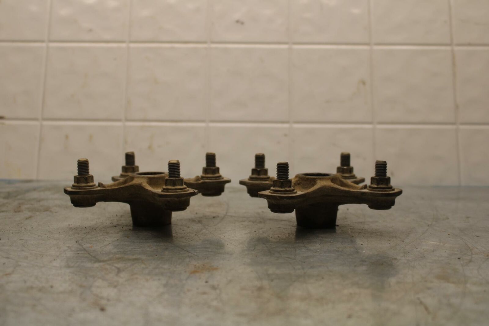 06-20 YAMAHA RAPTOR 700 YFM700R REAR BACK WHEEL RIGHT LEFT HUBS HUB SET BB414