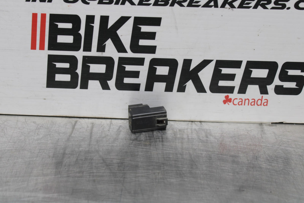 2006 Suzuki Boulevard C90 FUELPUMP RELAY SWITCH BB849