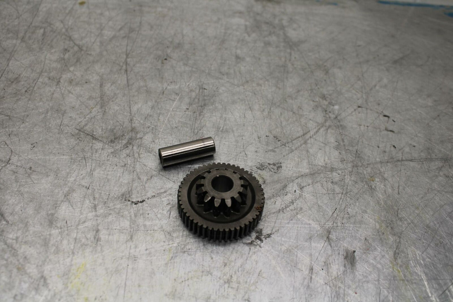 10-13 KAWASAKI Z1000 ENGINE MOTOR IDLER IDLING GEAR  BB421