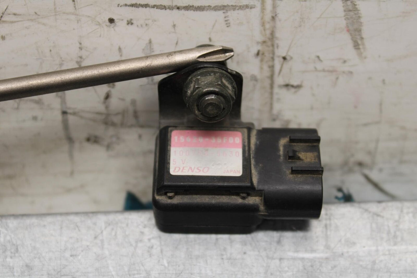 2001 Suzuki GSXR600 MAP MASS AIR FLOW PRESSURE SENSOR 15620-35F00 BB59