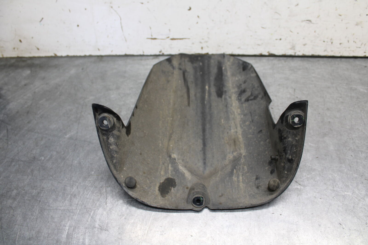 08-09 YAMAHA YZF R6S REAR BACK WHEEL TIRE HUGGER FENDER  BB690