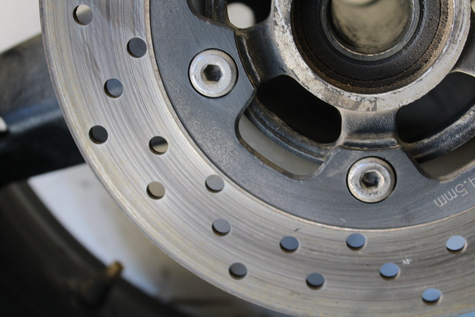 97-02 SUZUKI GSXR750 REAR WHEEL BACK RIM BB402