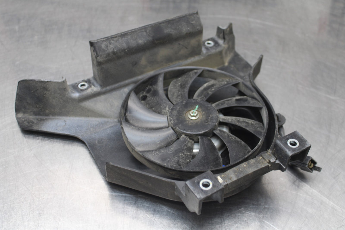 18-23 KAWASAKI NINJA 400 EX400 ABS ENGINE RADIATOR COOLING FAN BB795