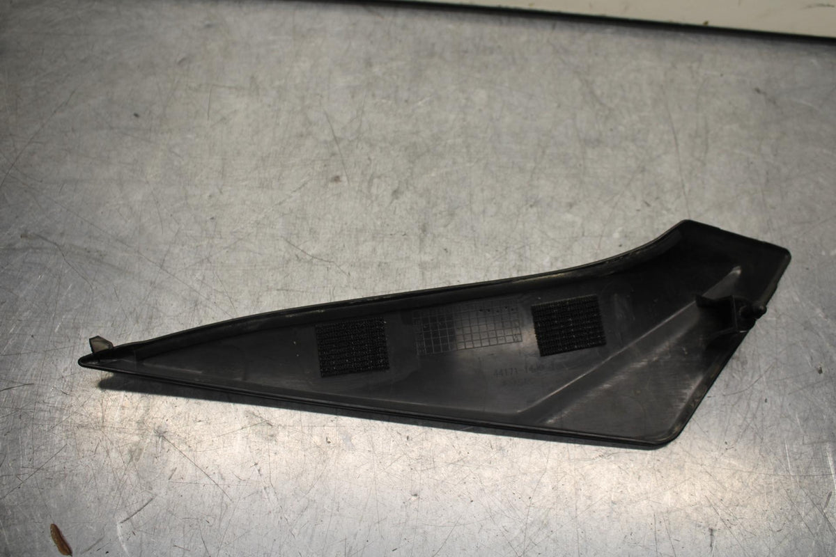 2011 Suzuki GSXR600 RIGHT LEFT GAS FUEL TANK PANELS COVERS TRIM SET  BB602