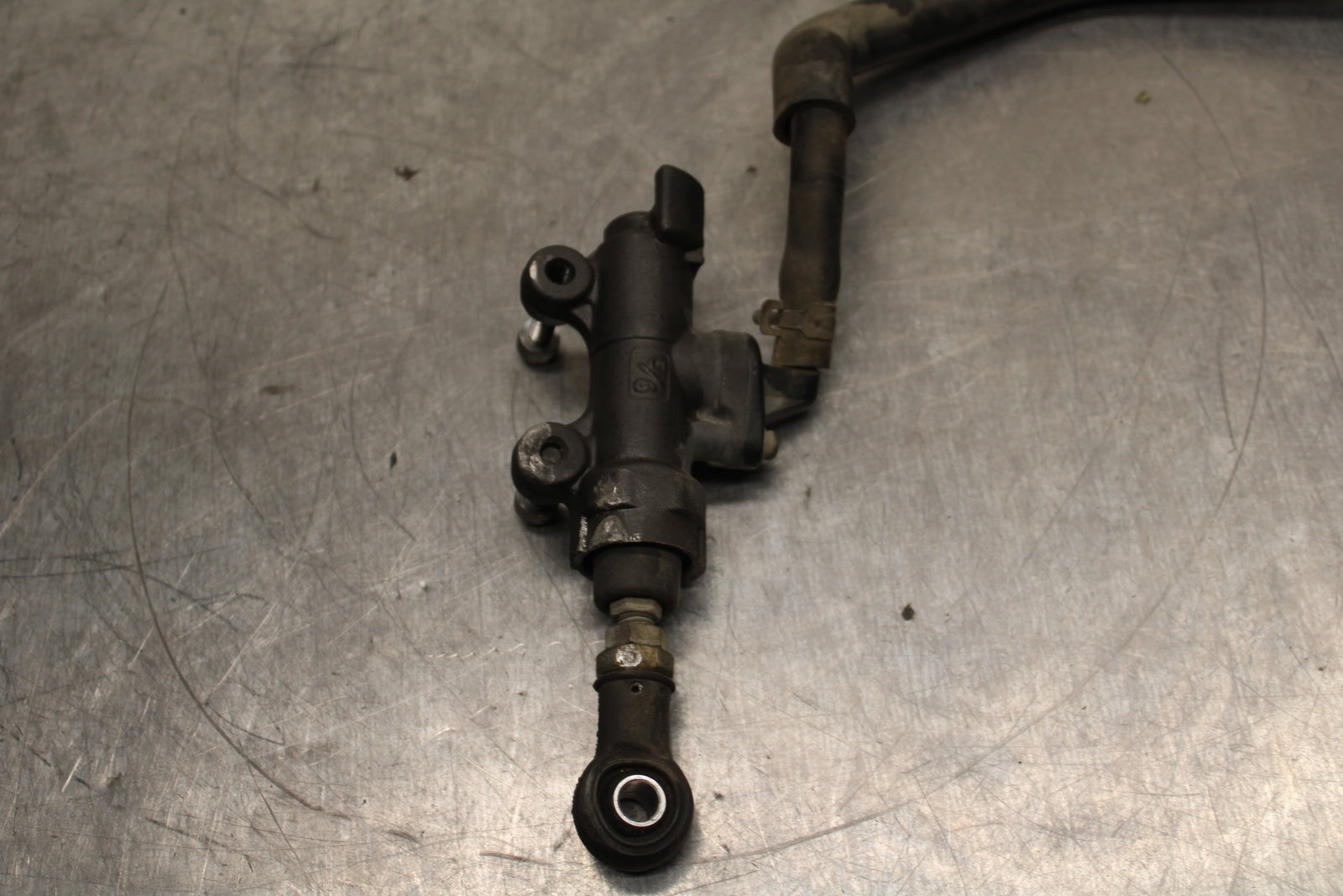05-06 HONDA CBR600RR REAR BACK BRAKE MASTER CYLINDER W RESERVOIR BB739