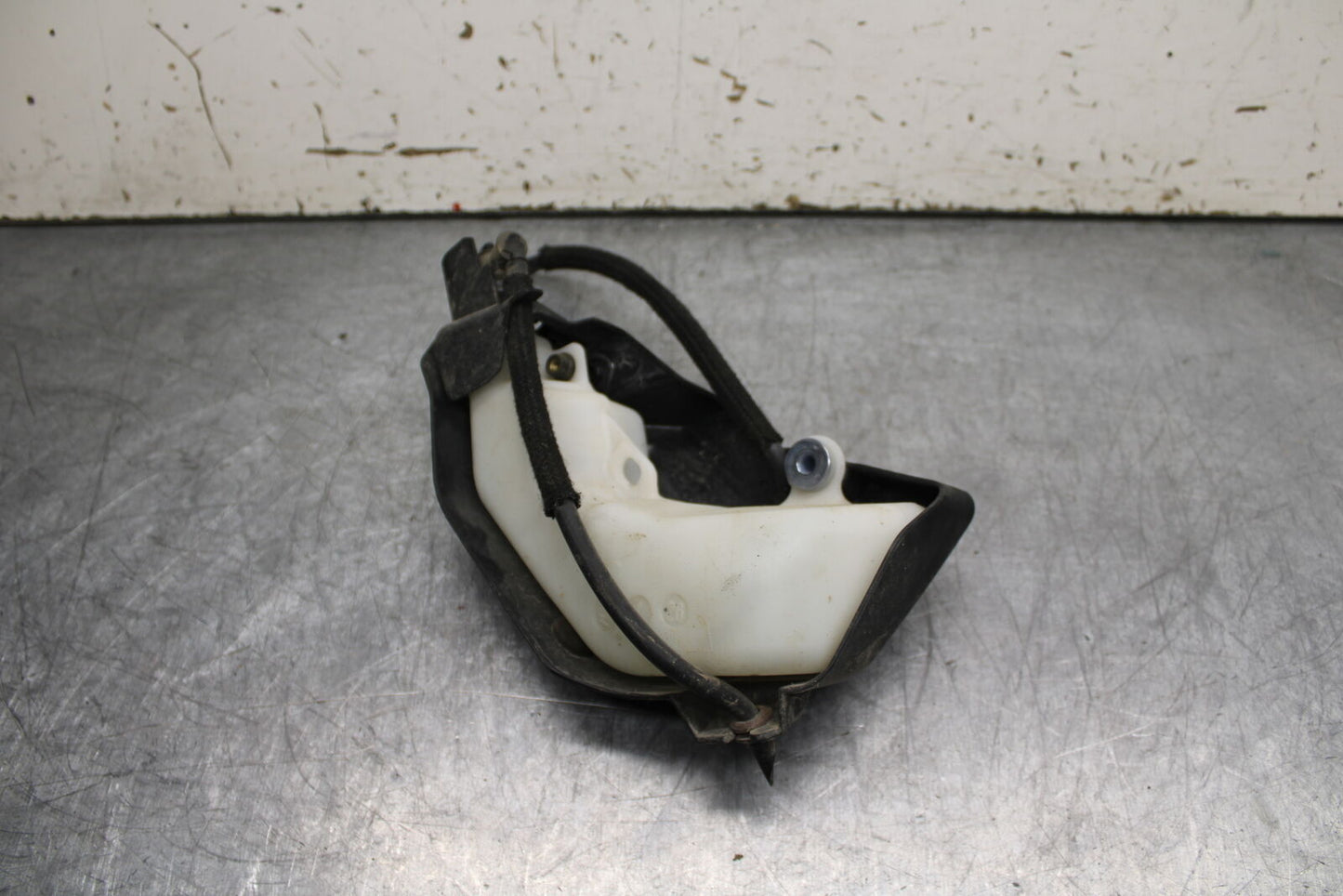 22-24 YAMAHA XSR900 COOLANT WATER TANK RESERVOIR BOTTLE BB710