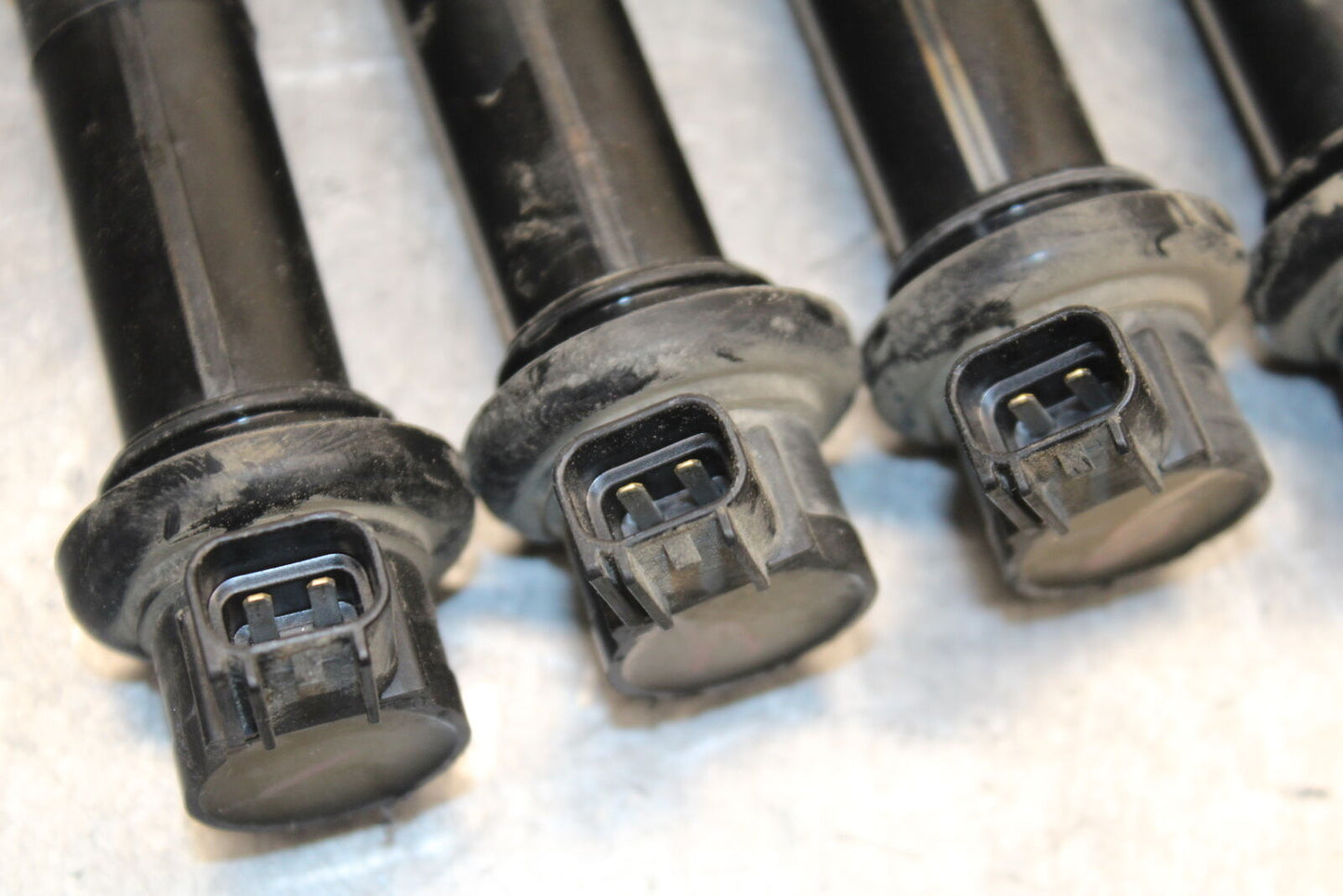 08-09 YAMAHA YZF R6S IGNITION COILS COIL SPARK PLUG CAPS  BB690