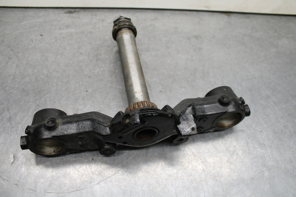 03-08 KAWASAKI VULCAN 1600 FRONT FORKS CLAMP LOWER TRIPLE TREE STEM BB123