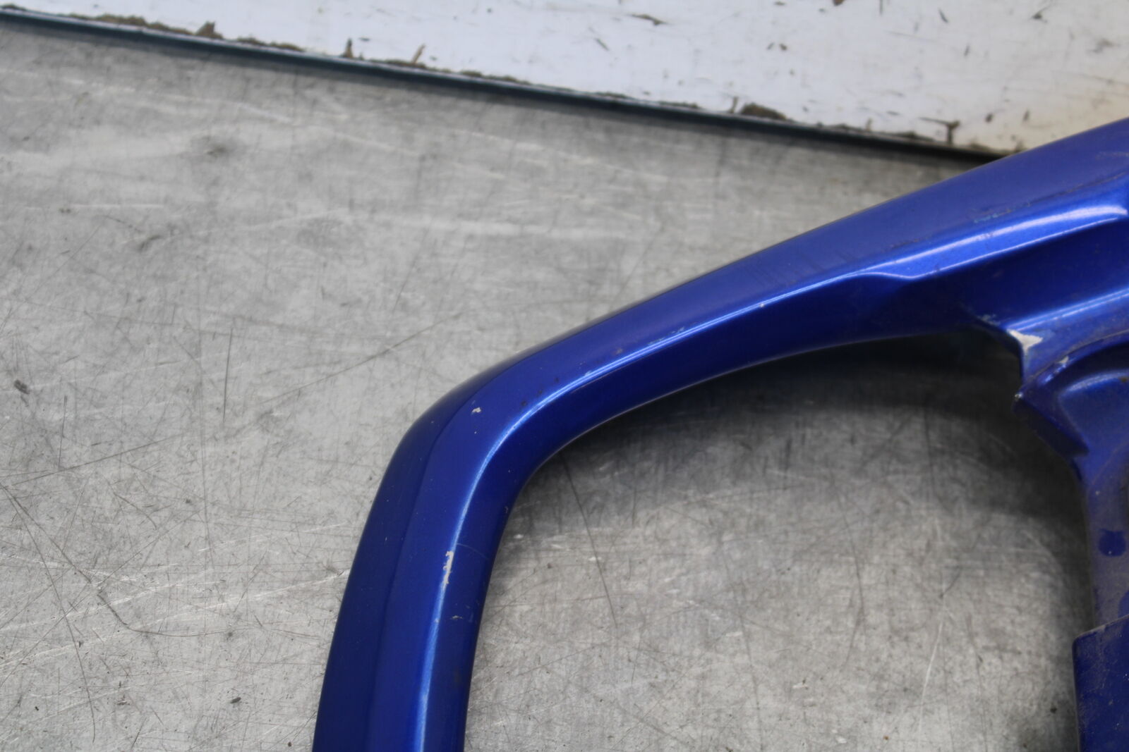 03-07 SUZUKI SV1000S PASSENGER REAR SEAT GRAB BAR HANDLE  BB657