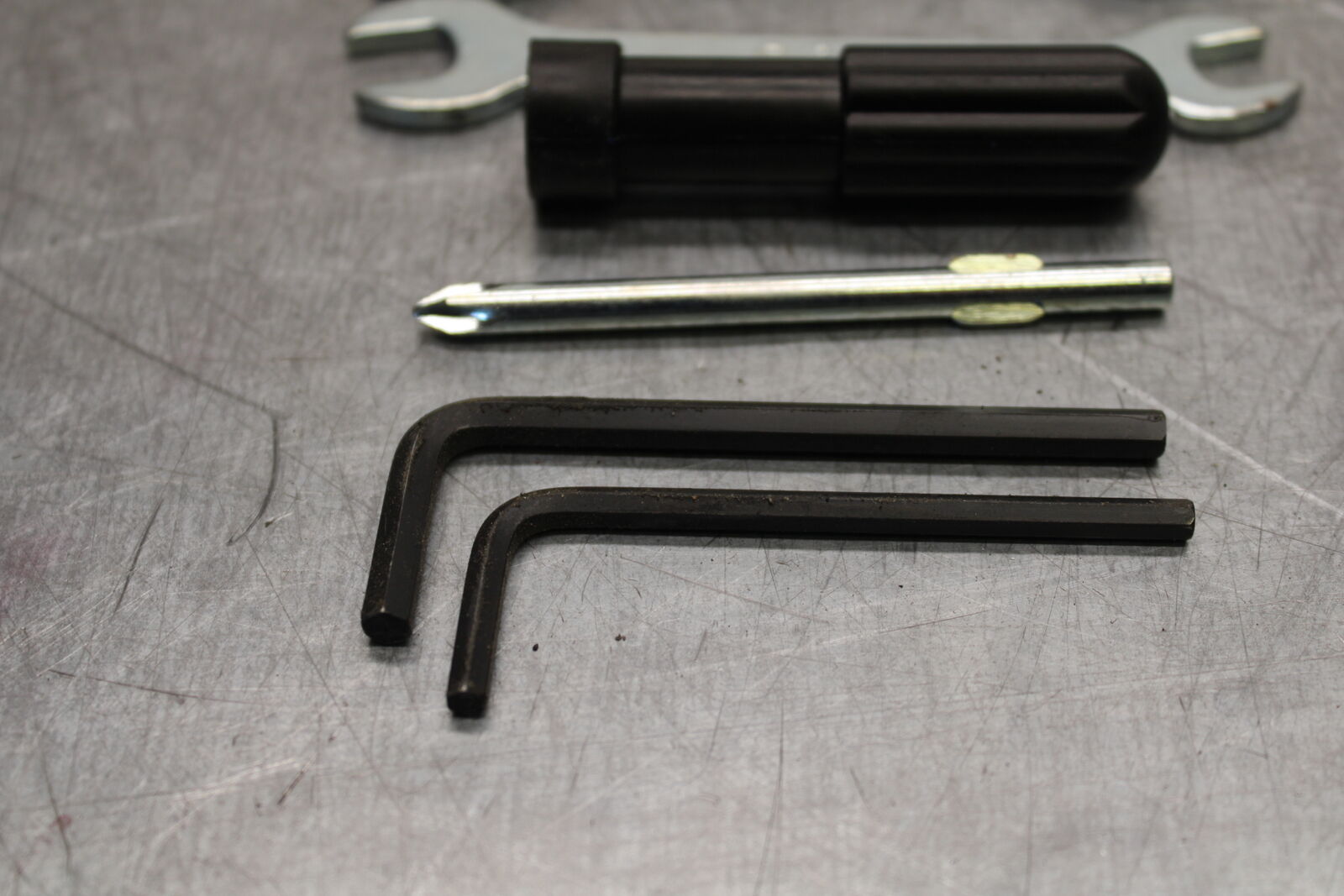 19-22 KAWASAKI Z400 STOCK TOOLS OEM TOOL BAG KIT SET BB708