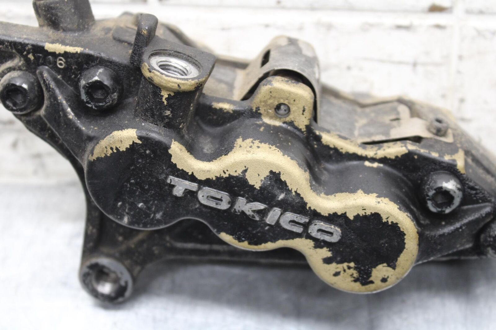 2000 Kawasaki Ninja ZX12R ZX1200A RIGHT LEFT FRONT BRAKE CALIPER SET PAIR BB565