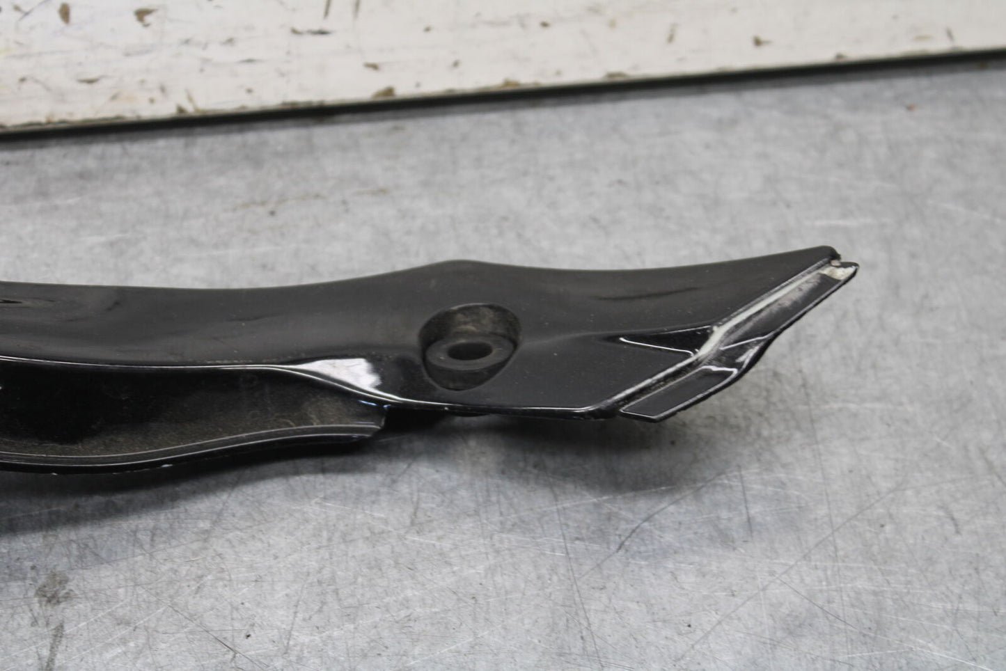 08-10 SUZUKI GSXR750 LEFT REAR BACK TAIL FAIRING COWL SHROUD BB476