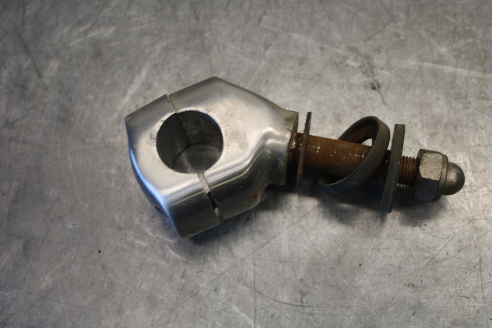 05-06 YAMAHA ROYAL STAR HANDLEBAR RISERS BB697