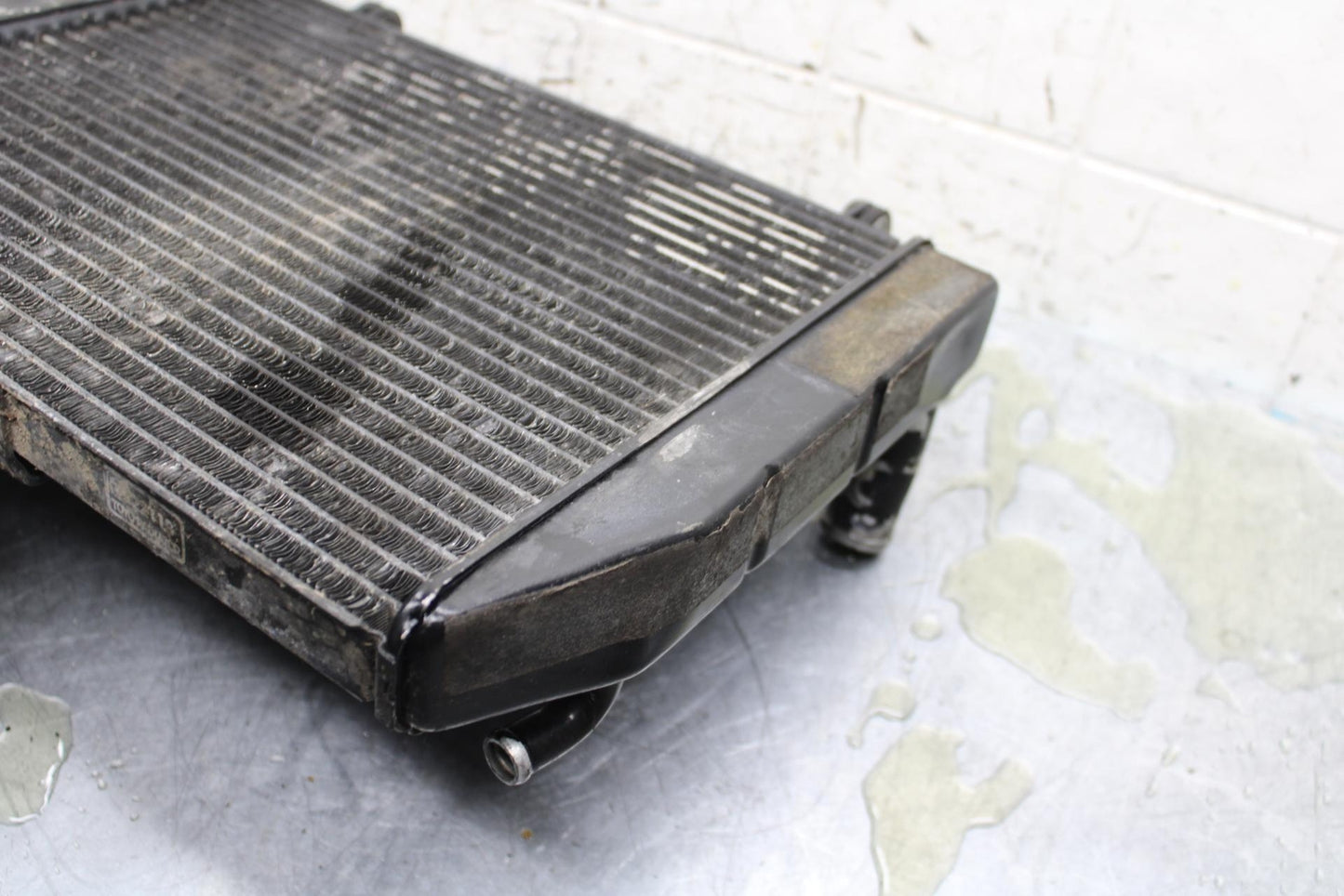 2000 Yamaha YZF R6 ENGINE RADIATOR MOTOR COOLER COOLING RADIATER BB558