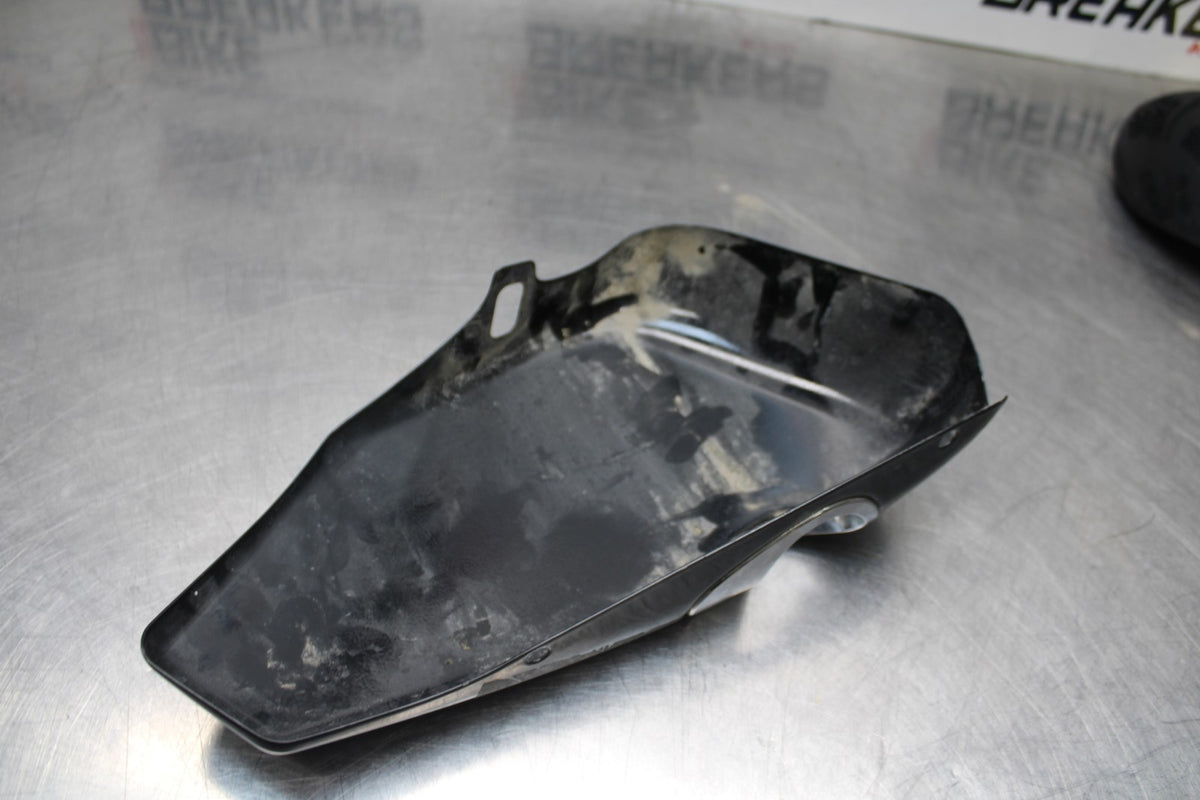 07 HARLEY-DAVIDSON SPORTSTER 1200 XL1200C ENGINE MOTOR OIL TANK COVER BB833