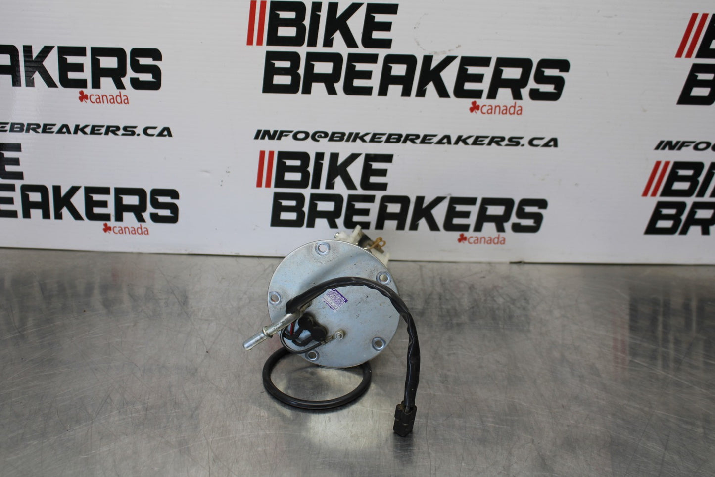 08 KAWASAKI VULCAN 900 FUEL GAS PUMP BB184