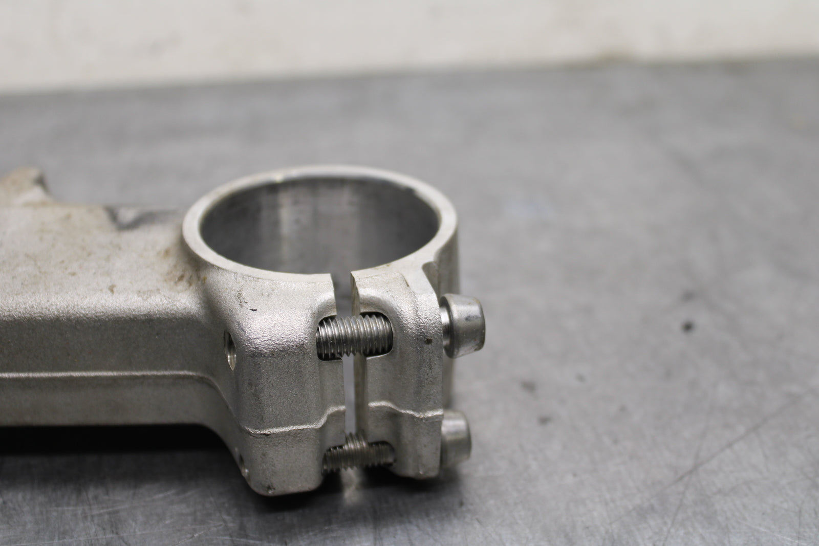 13-18 KAWASAKI NINJA ZX6R FRONT FORKS CLAMP LOWER TRIPLE TREE STEM BB130