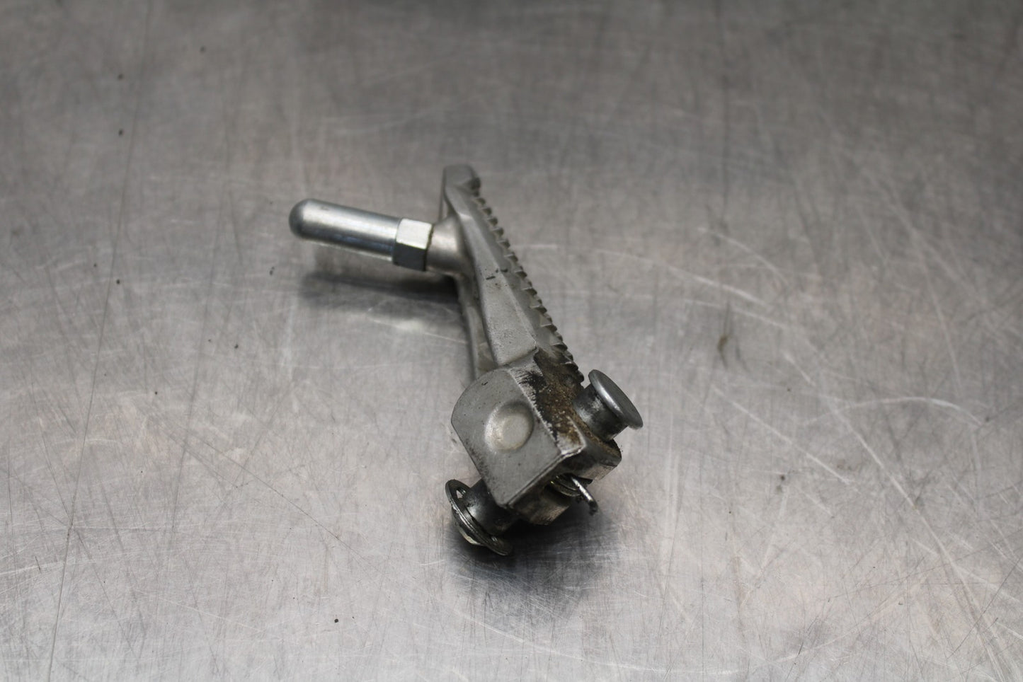 13-17 KAWASAKI NINJA 300 EX300 ABS RIGHT FRONT FOOT REST PEG STEP BB187