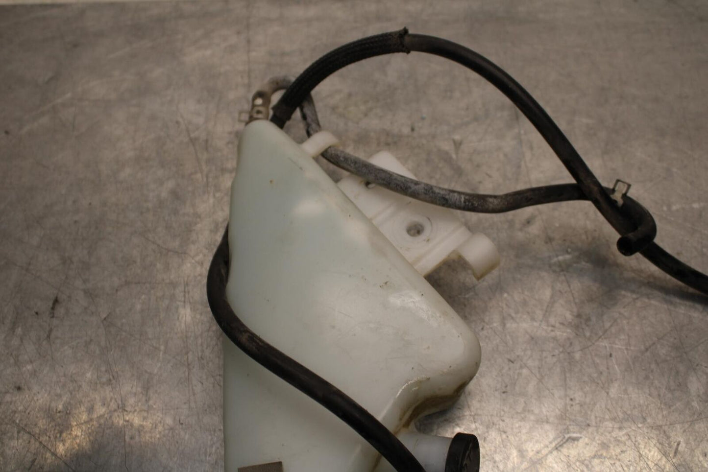 2017 Suzuki GSXR600 COOLANT WATER TANK RESERVOIR BOTTLE 17910-14J00 BB598