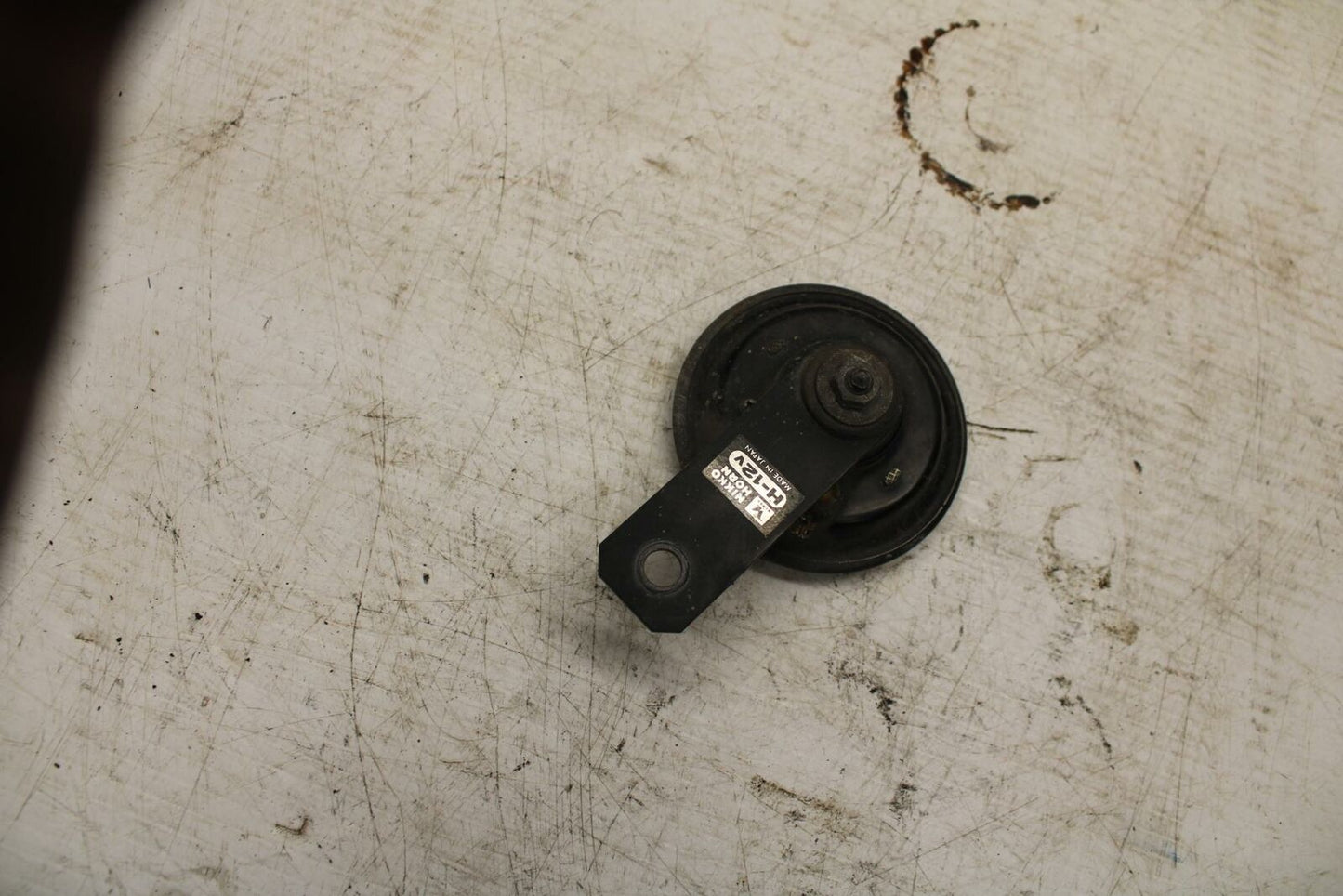 07-16 TRIUMPH STREET TRIPLE HORN SIGNAL BB361