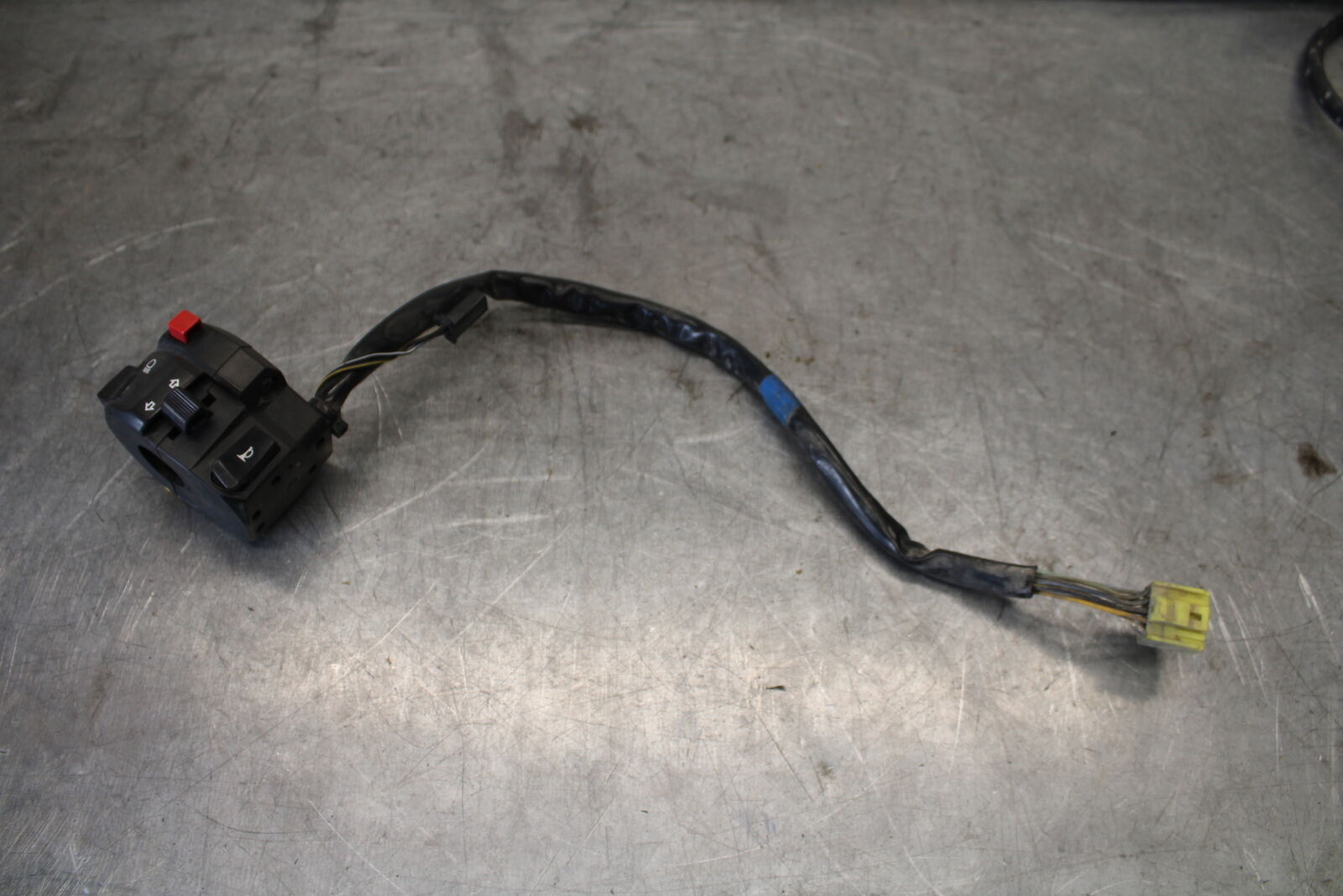 06-07 SUZUKI GSXR 600 RIGHT CLIP ON HANDLE KILL OFF START SWITCH SWITCHES BB694