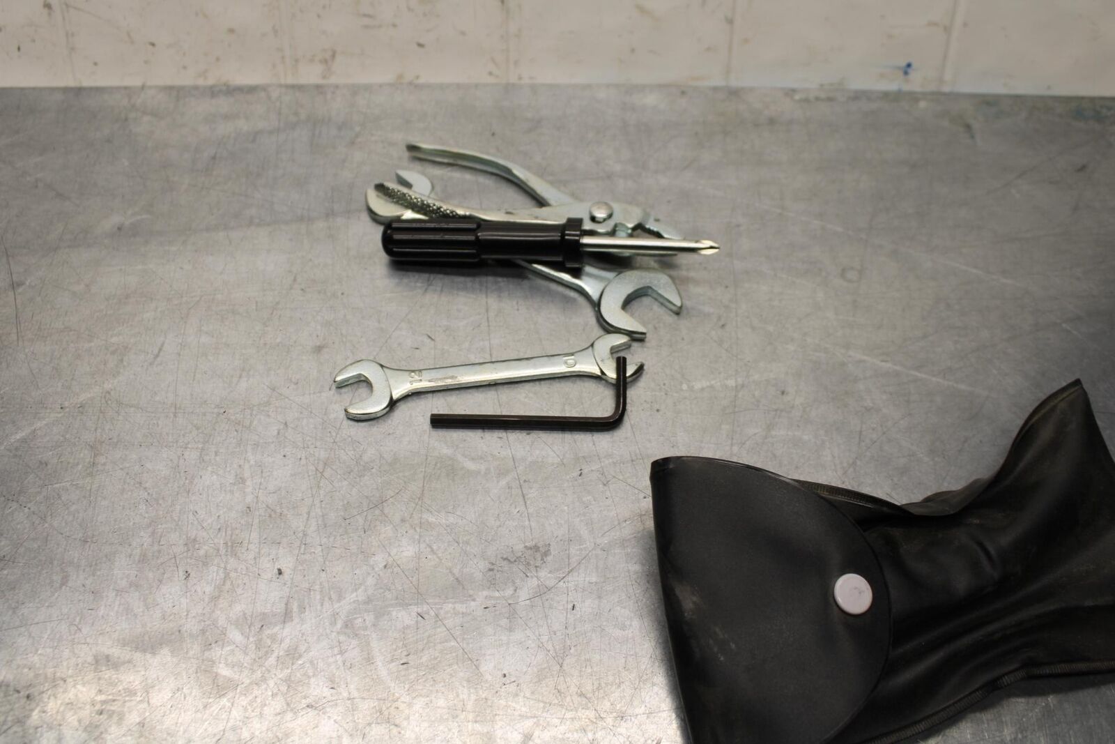 2015 Suzuki GSXR750 STOCK TOOLS OEM TOOL BAG KIT SET BB595