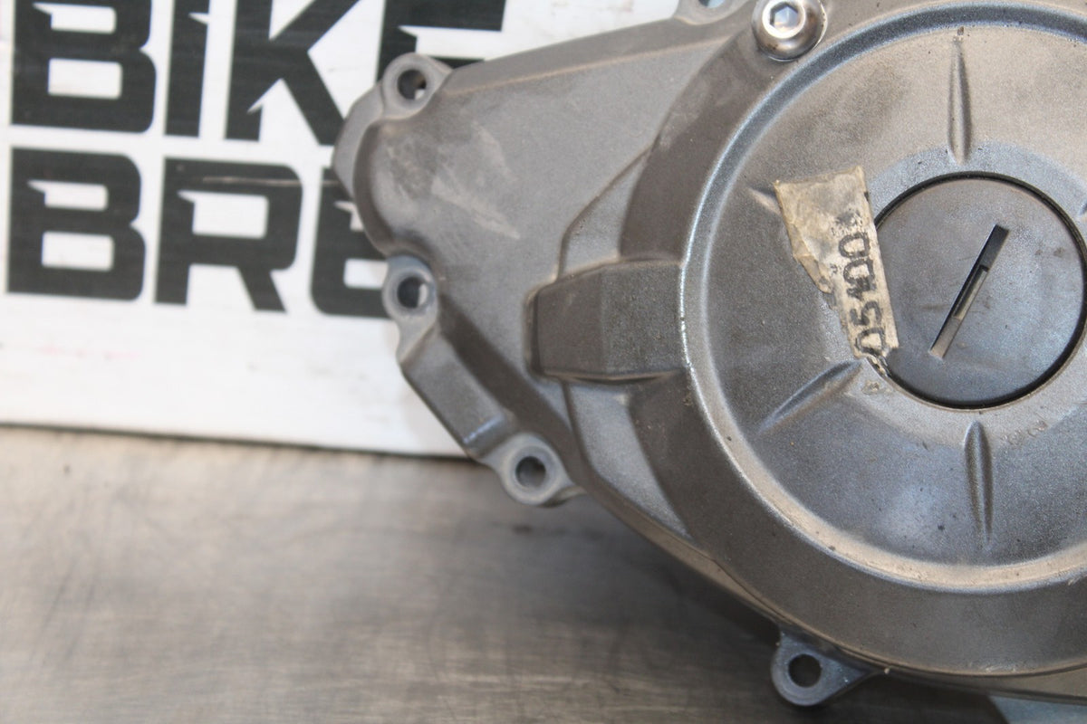 19-24 YAMAHA R3 STATOR MAGNETO ALTERNATOR GENERATOR COVER BB942
