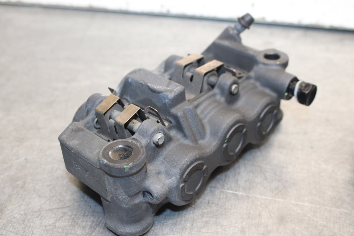 07-08 YAMAHA YZF R1 RIGHT LEFT FRONT BRAKE CALIPER SET PAIR CALIPERS BB675
