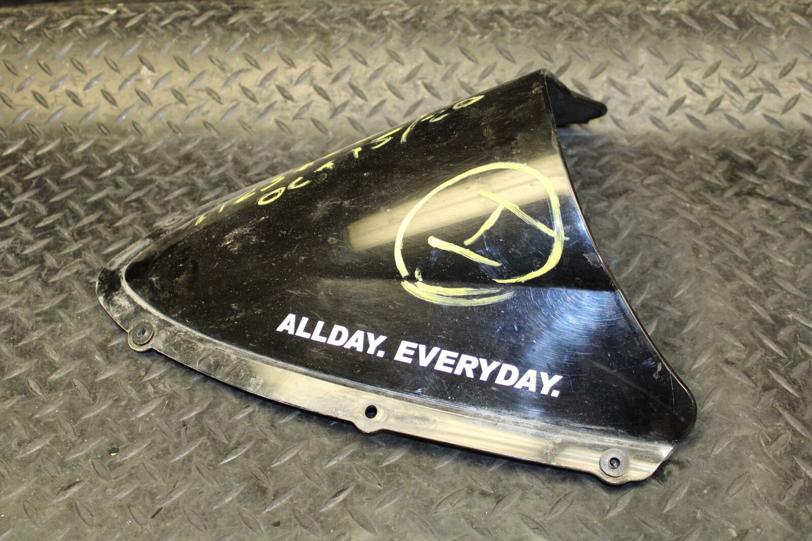 10 SUZUKI GSXR750 FRONT WINDSHIELD WINDSCREEN  BB190