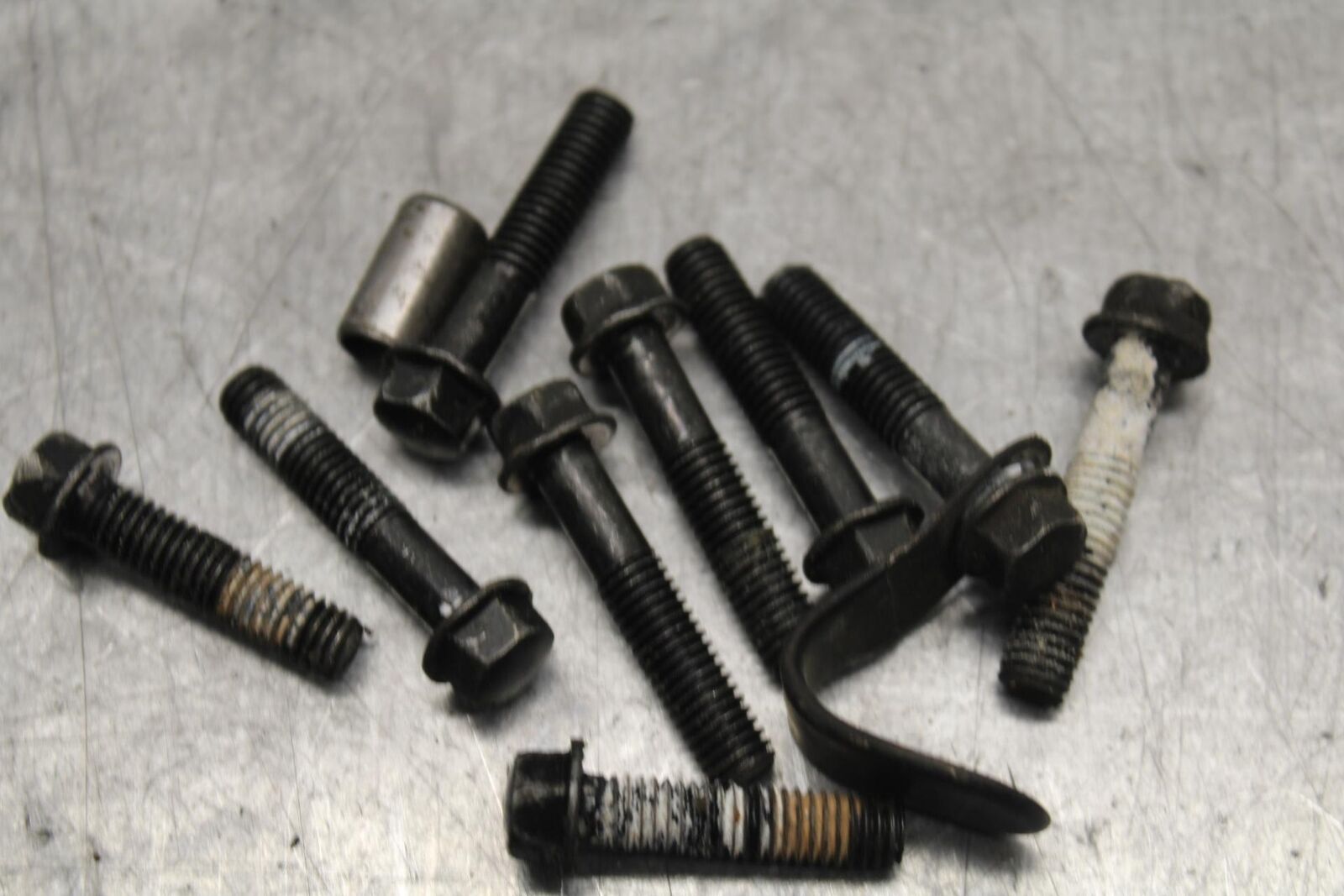 15-16 KAWASAKI EX300 CLUTCH SIDE ENGINE MOTOR COVER BB635