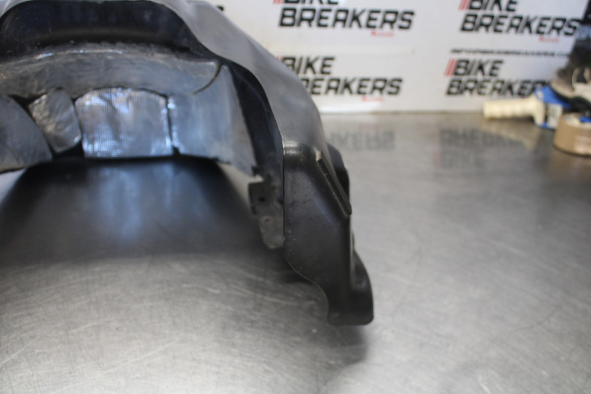 19 BMW F750GS GAS TANK FUEL CELL PETROL RESERVOIR BB938
