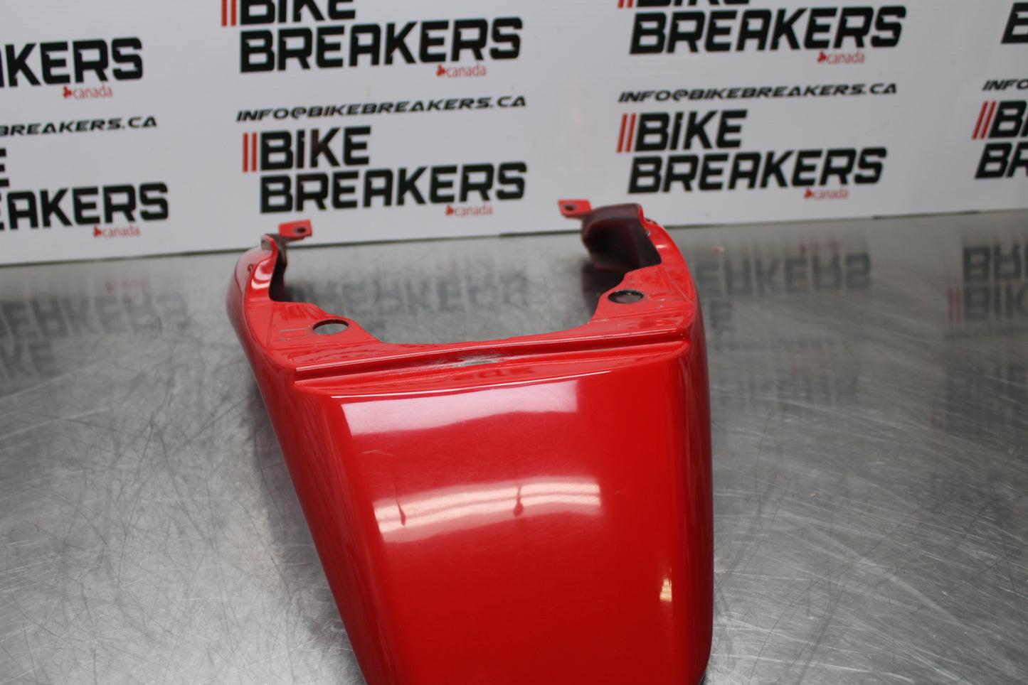 08 MOTO GUZZI BREVA 750 REAR BACK TAIL FAIRING COWL SHROUD BB154
