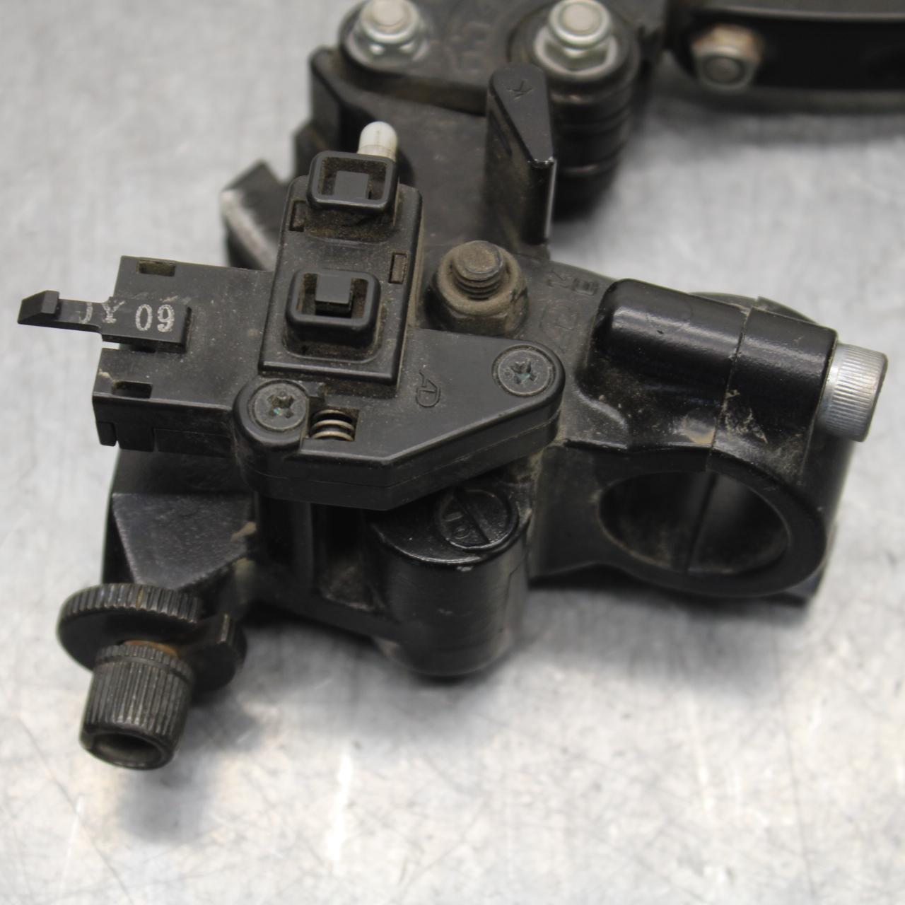 21 KAWASAKI NINJA ZX6R FRONT BRAKE MASTER CYLINDER w/ PAZZO LEVER BB647