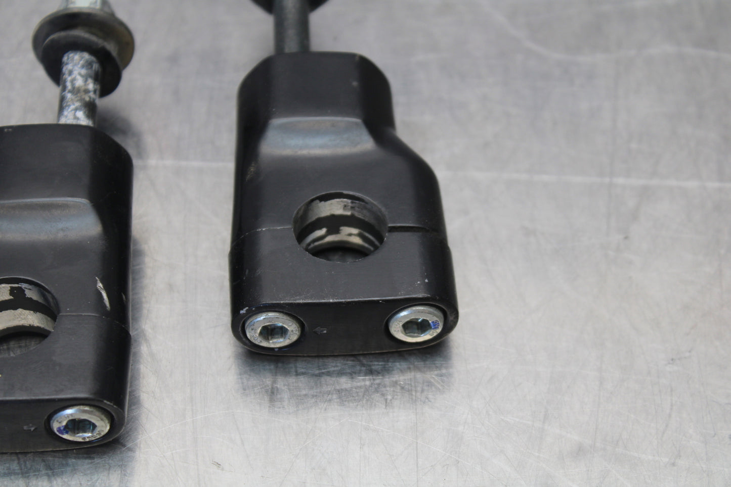 09-15 YAMAHA FZ6R HANDLEBAR RISERS BB161