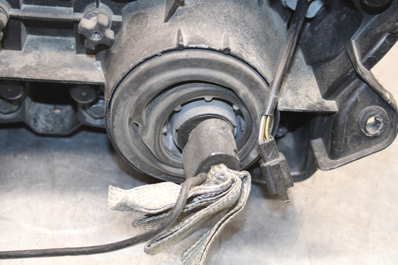 09-12 KAWASAKI NINJA ZX6R FRONT HEADLIGHT HEAD LIGHT LAMP BB617