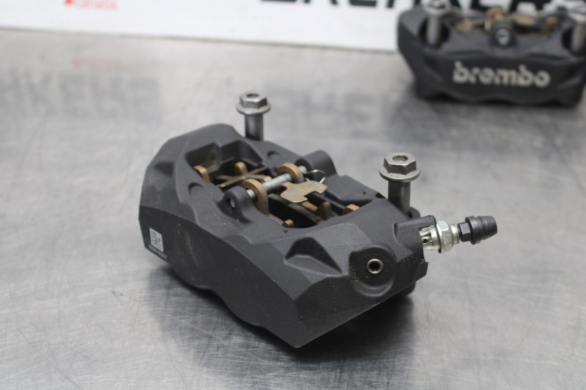20-23 BMW F900R RIGHT LEFT FRONT BRAKE CALIPER SET PAIR CALIPERS BB923