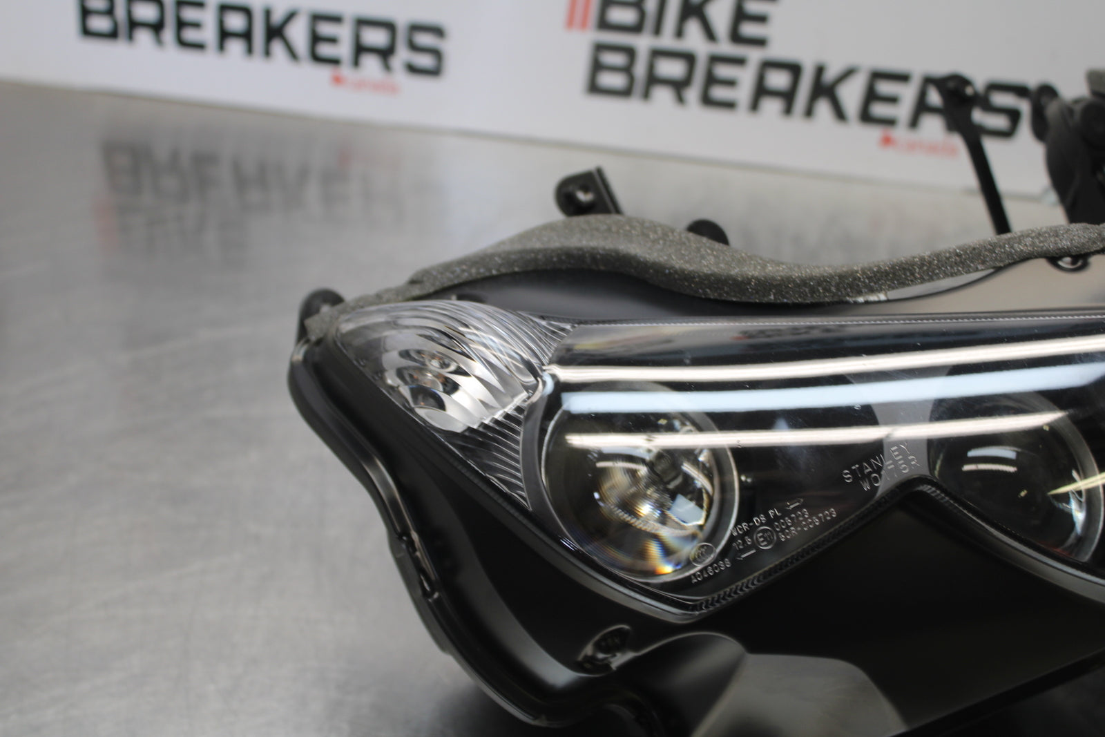23-24 KAWASAKI NINJA ZX14R  NEW!! FRONT HEADLIGHT HEAD LIGHT LAMP BB169