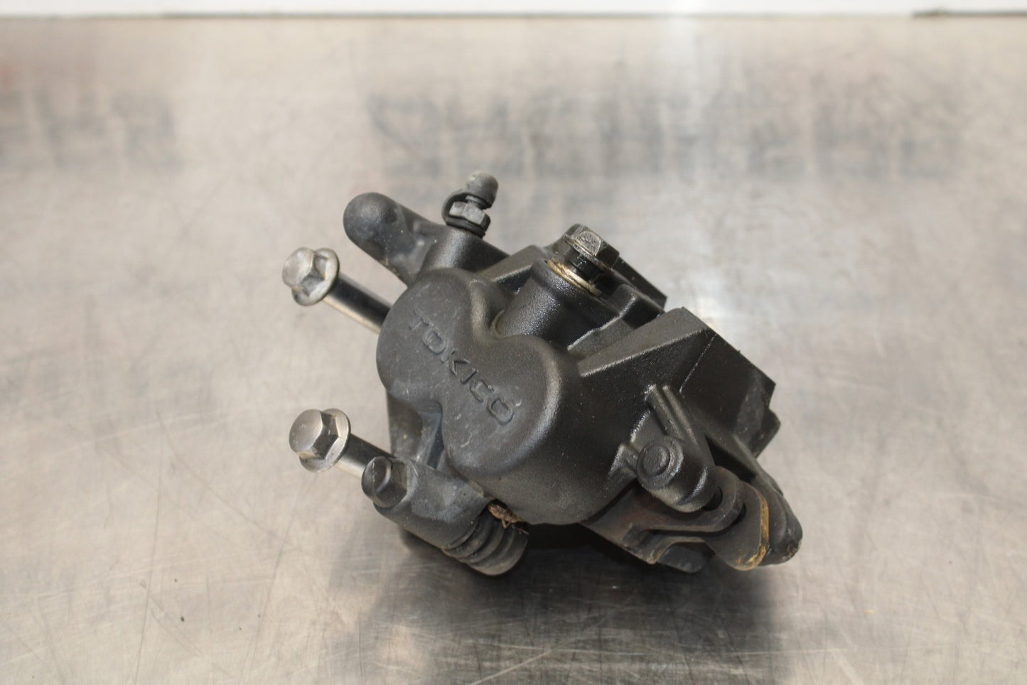 08 KAWASAKI VULCAN 900 FRONT BRAKE CALIPER BB184