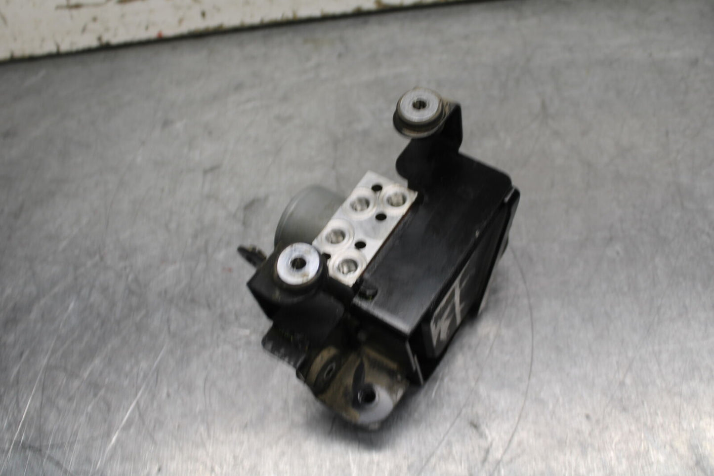 19-24 YAMAHA R3 ABS PUMP UNIT MODULE BB736