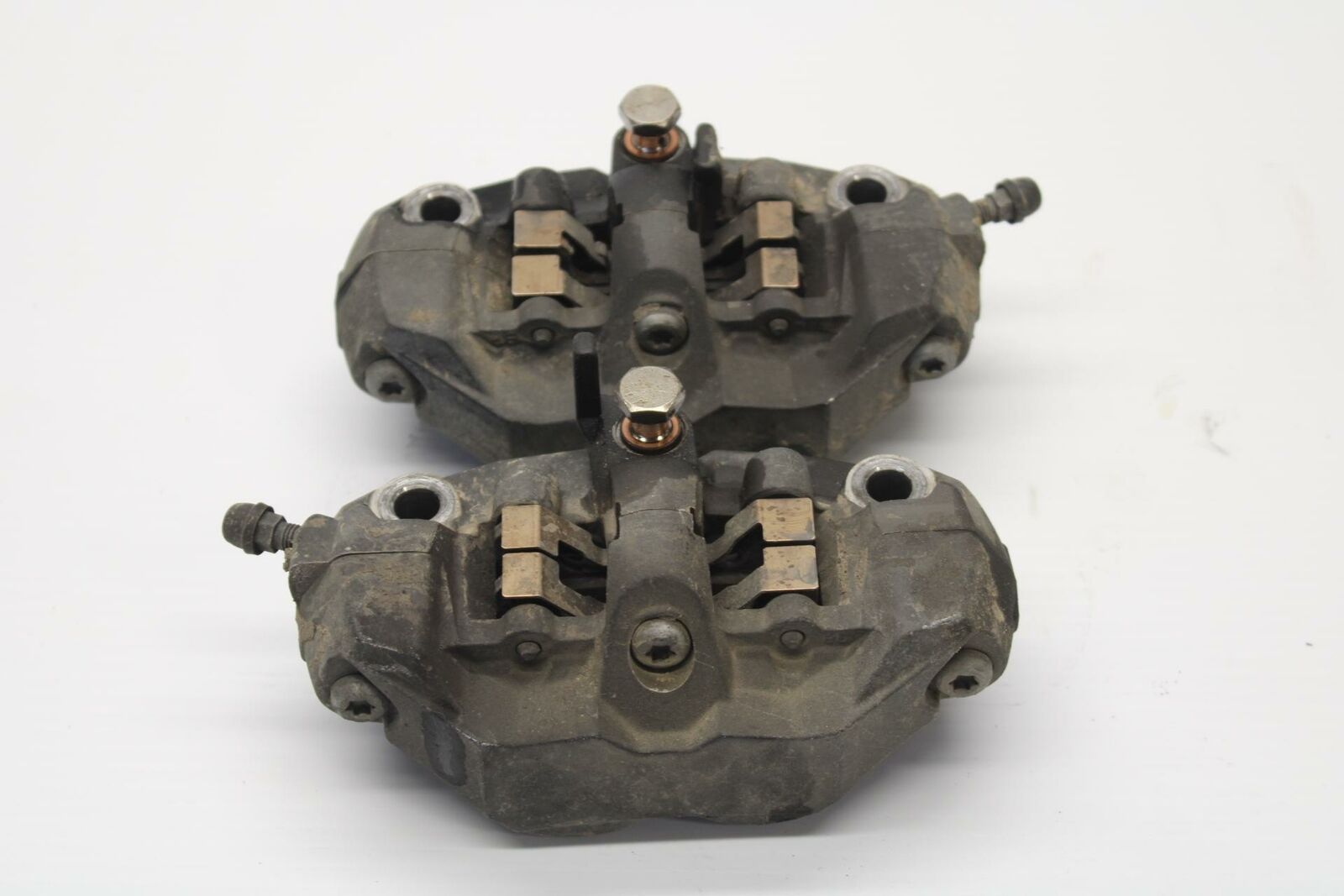08 SUZUKI GSXR1000 RIGHT LEFT FRONT BRAKE CALIPER SET PAIR CALIPERS BB263